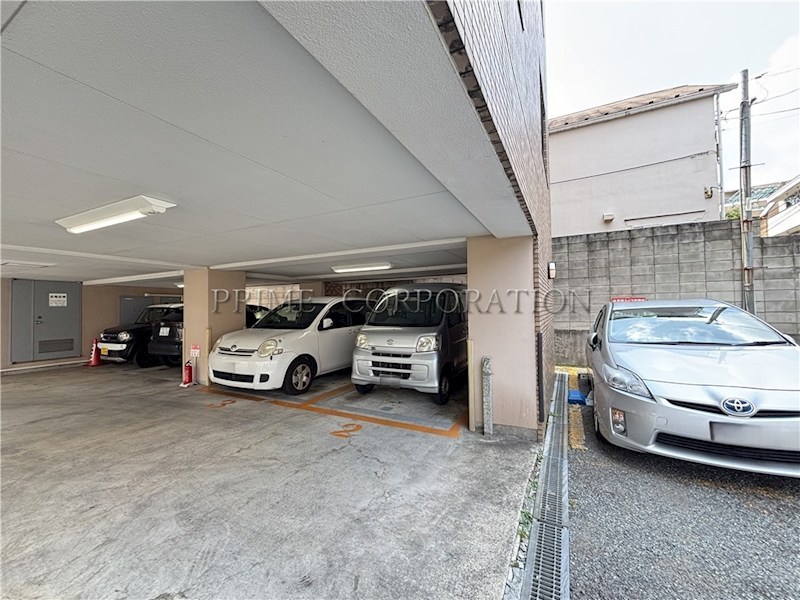 ホームズ杉並阿佐ヶ谷 駐車場