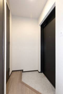 グランジット大手町 玄関