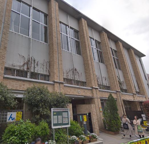 ランテンヌ四谷 小学校