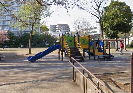 東長崎ハイツ 公園