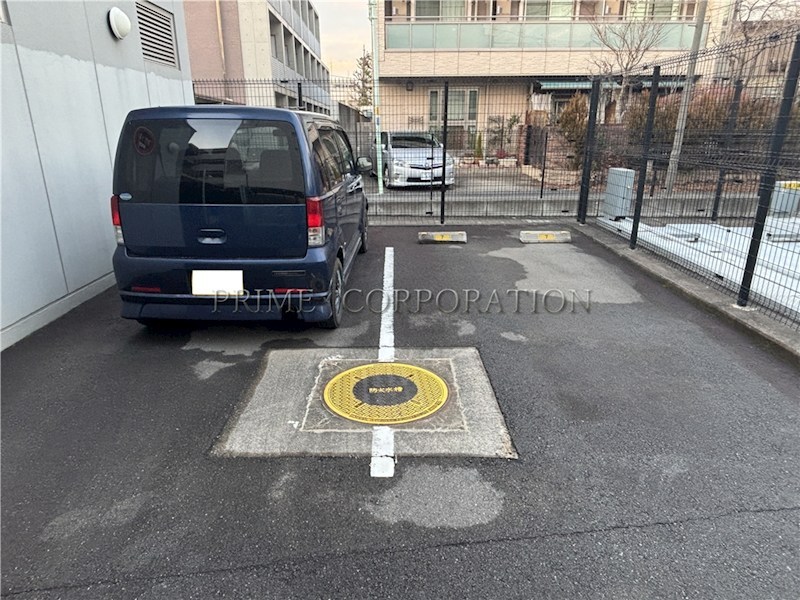 ザ・パークハビオ高円寺 駐車場
