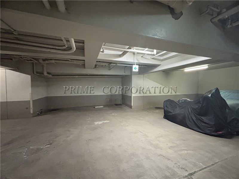 アーバン駒沢 駐車場