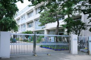 アーバン駒沢 小学校