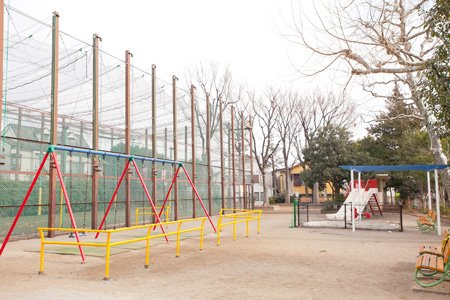 ディームス方南町 公園