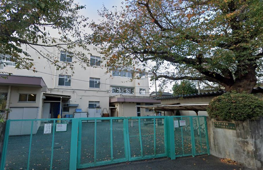 東京都三鷹市上連雀５丁目 小学校