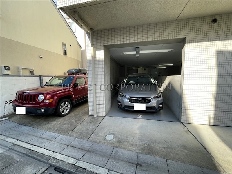 エスティメゾン高円寺  駐車場