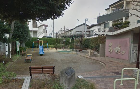 エスティメゾン高円寺  公園