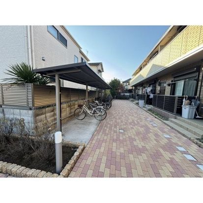 メゾンシティ７号館 駐車場