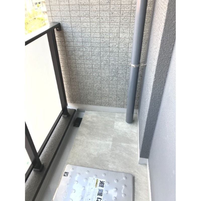 クリオラベルヴィ新富町 ベランダ