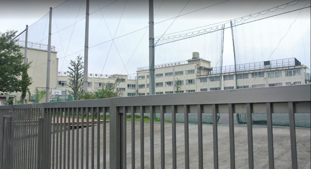 グリシーヌ弥生 中学校