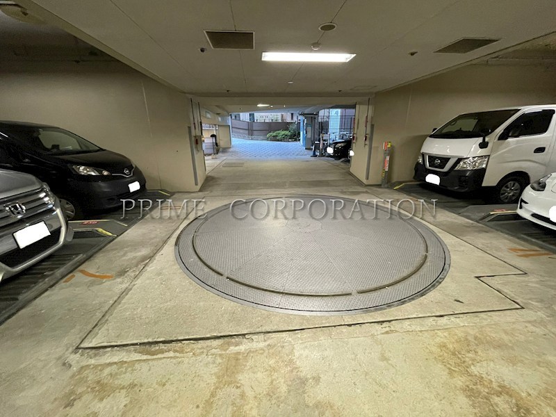 アルブル高輪 駐車場