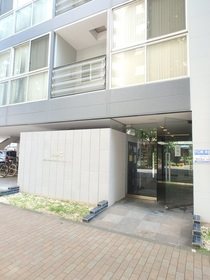 アリス・マナーガーデン銀座ウォーク エントランス
