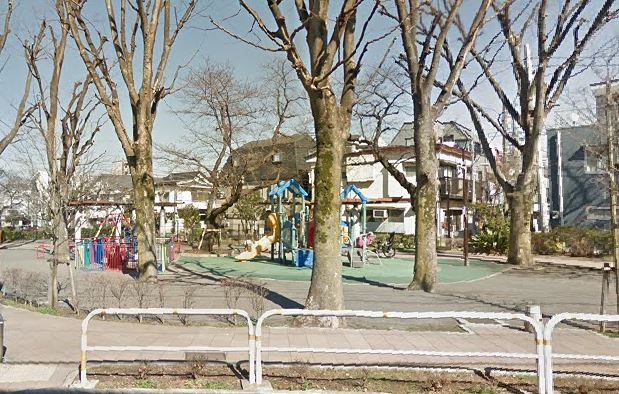 アーバンフラッツ目黒本町 公園