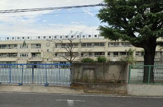 東京都世田谷区喜多見１丁目 小学校