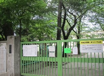 杉並区桃井１丁目戸建賃貸 E 小学校