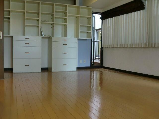 イースタンホームズ猿楽 リビング