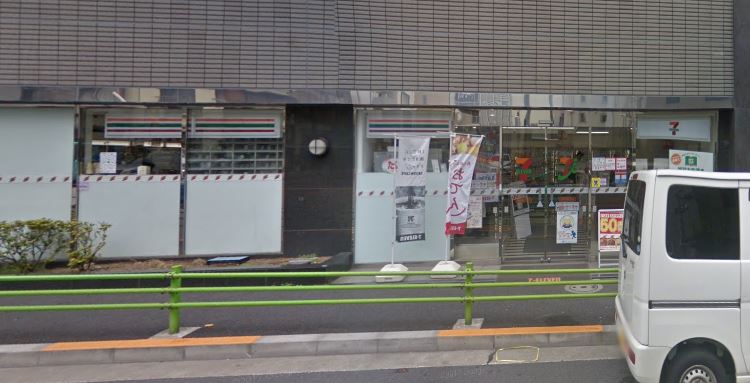 サクラスプリング月島リバーサイド コンビニ