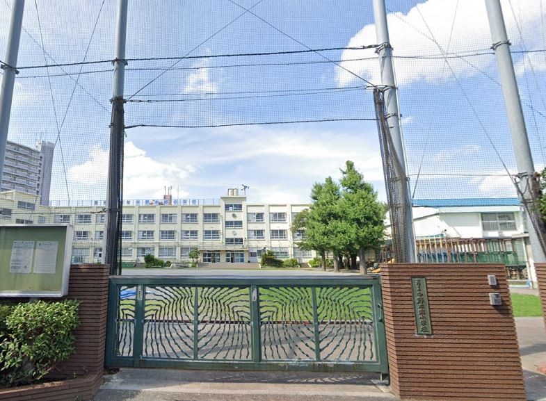 ルミネ新中野 小学校