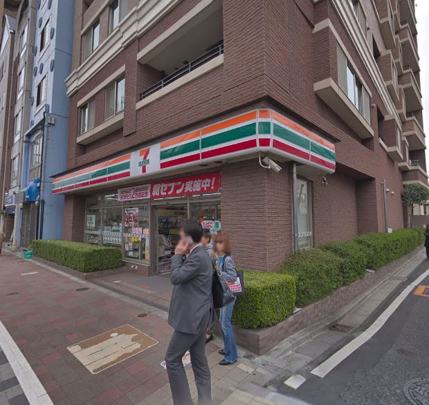 ザ・ロイヤルガーデンレジデンス白金台 コンビニ