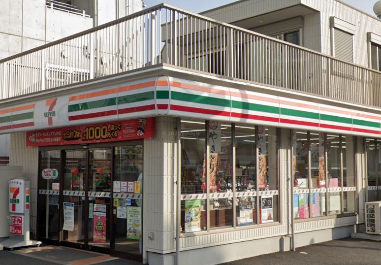 カルマーレ コンビニ