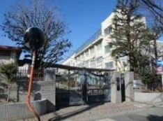 アパートメントブラン 小学校