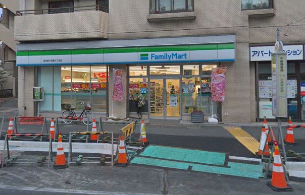 グランパセオ目黒Ⅱ コンビニ