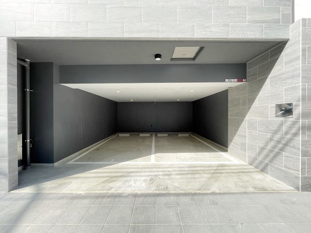 アジュールテラス門前仲町 駐車場
