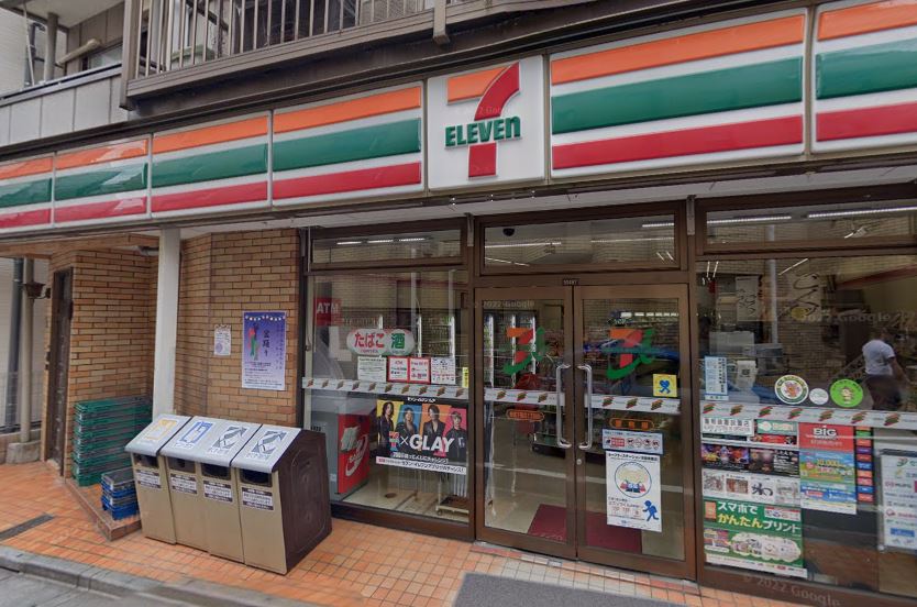 ブライズ高田馬場 コンビニ