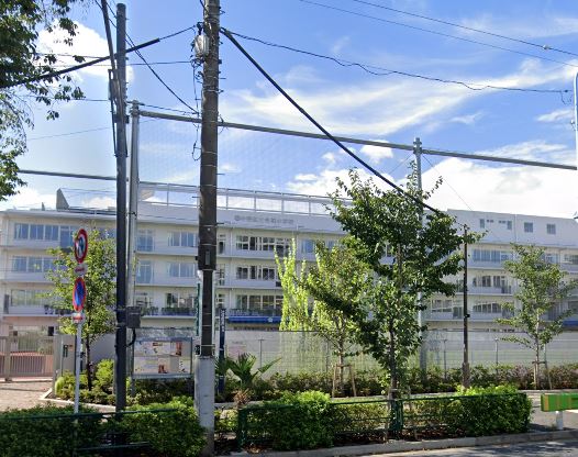 ヴィラサンベール 小学校