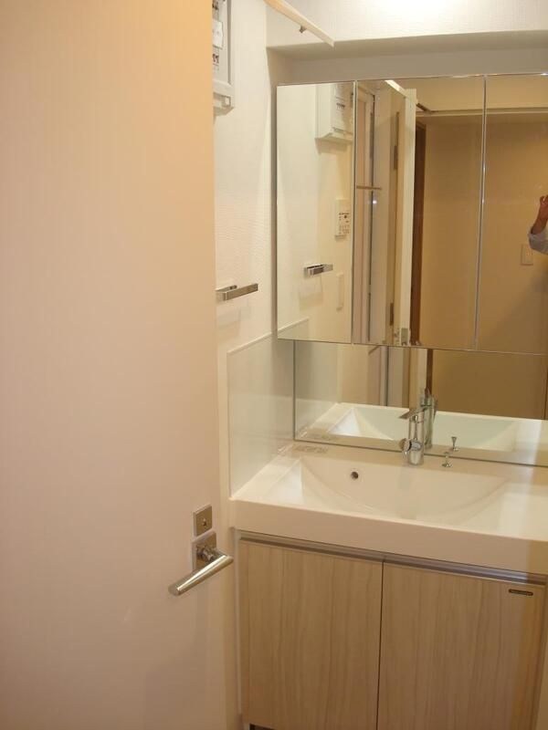 アジールコート武蔵新田 洗面所