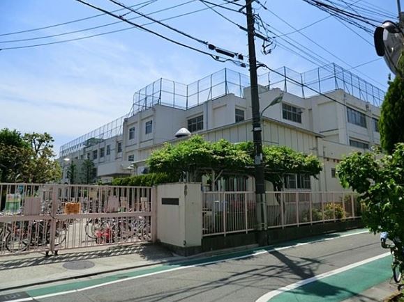 アジールコート武蔵新田 小学校