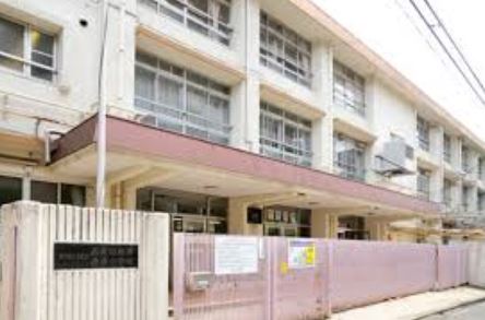 プラザ西原 小学校