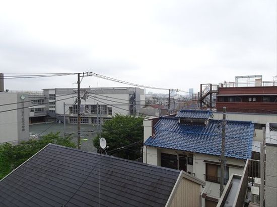 ハイウェル下北 眺望