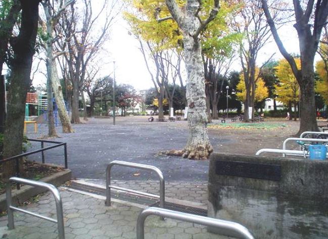 東京都目黒区中町１丁目 公園