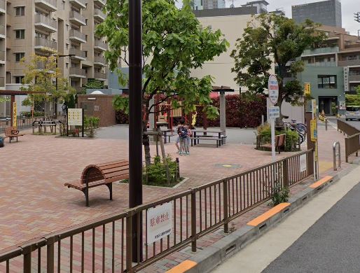 インペリアル西新宿 公園