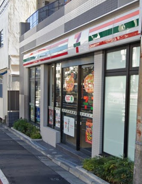 ブランズ巣鴨三丁目 コンビニ