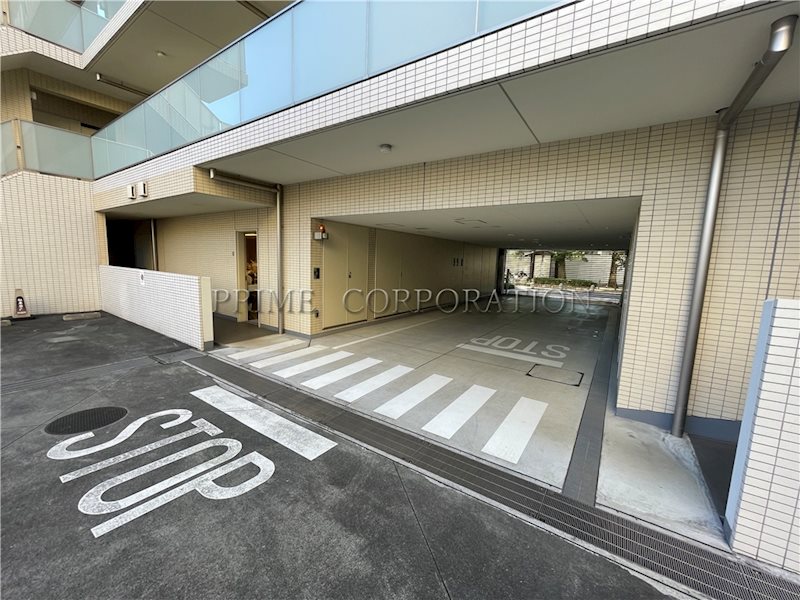 ソアラノーム荻窪天沼 駐車場