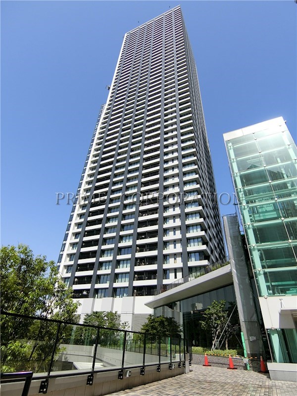DEUX TOURS CANAL&SPA EAST 外観