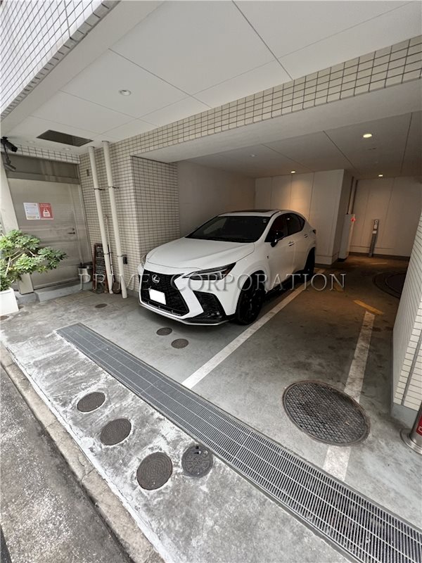 オープンレジデンシア銀座est 駐車場