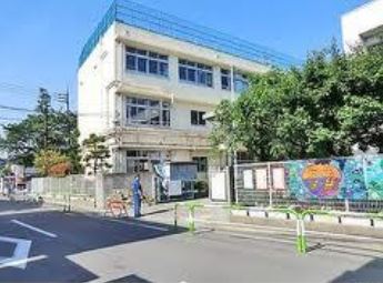 東京都世田谷区給田１丁目 小学校
