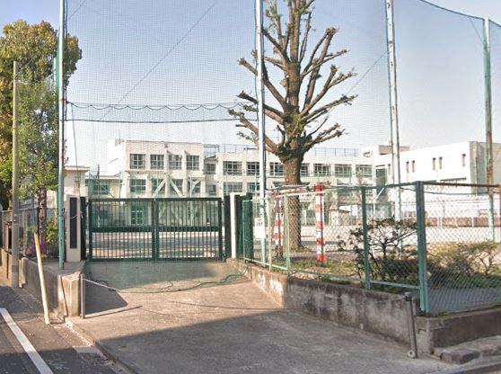 パークアクシス市谷加賀町 中学校