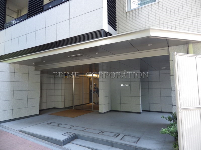 BluRock白金 エントランス
