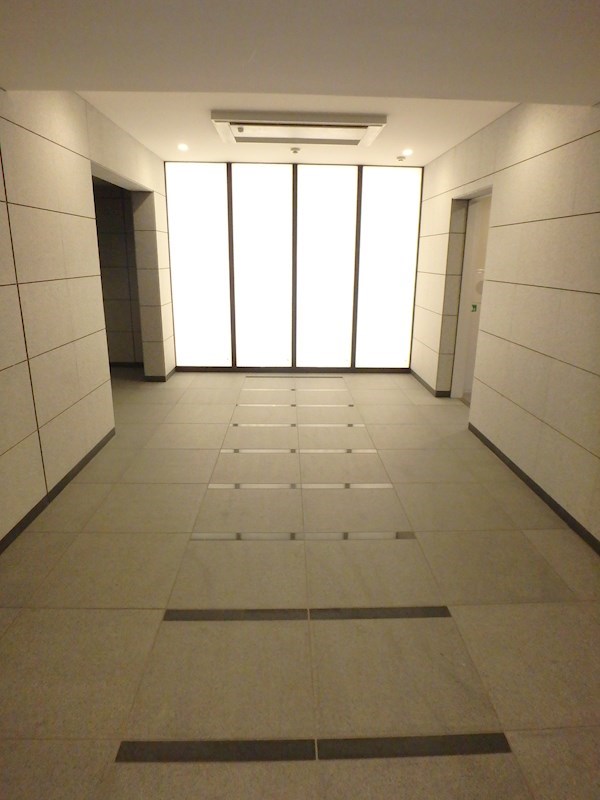 BluRock白金 ロビー