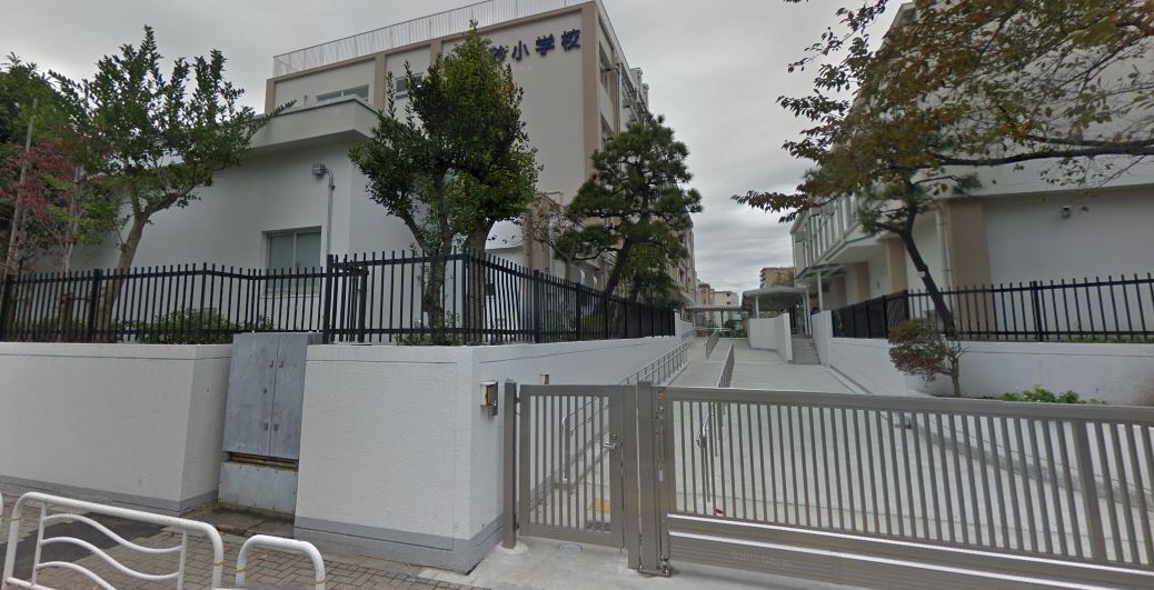 ジュネス 小学校