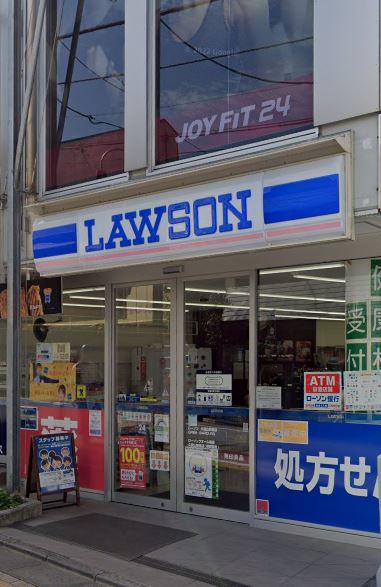 シャインピーチ コンビニ