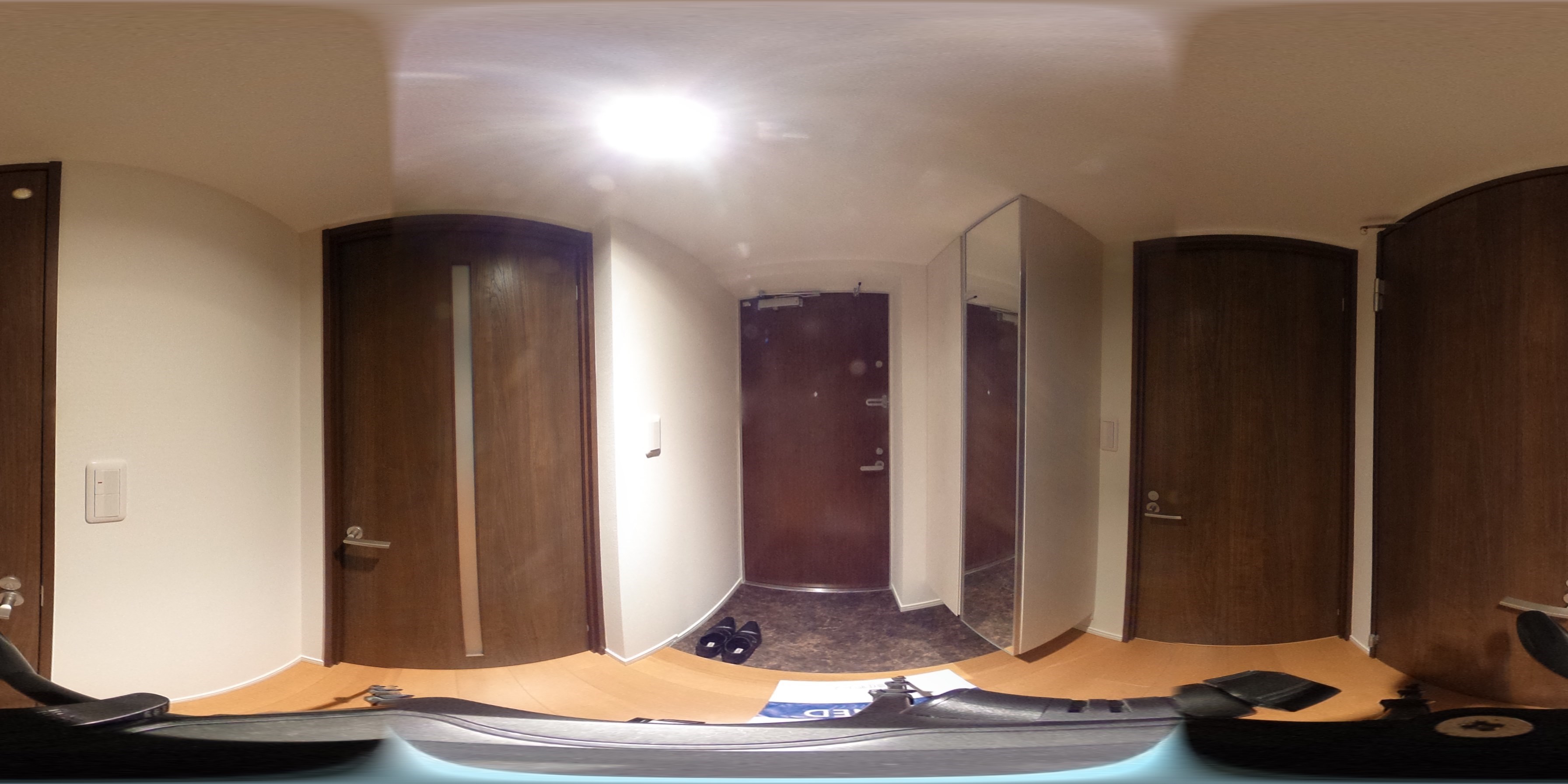 アステラホーム三軒茶屋South 玄関