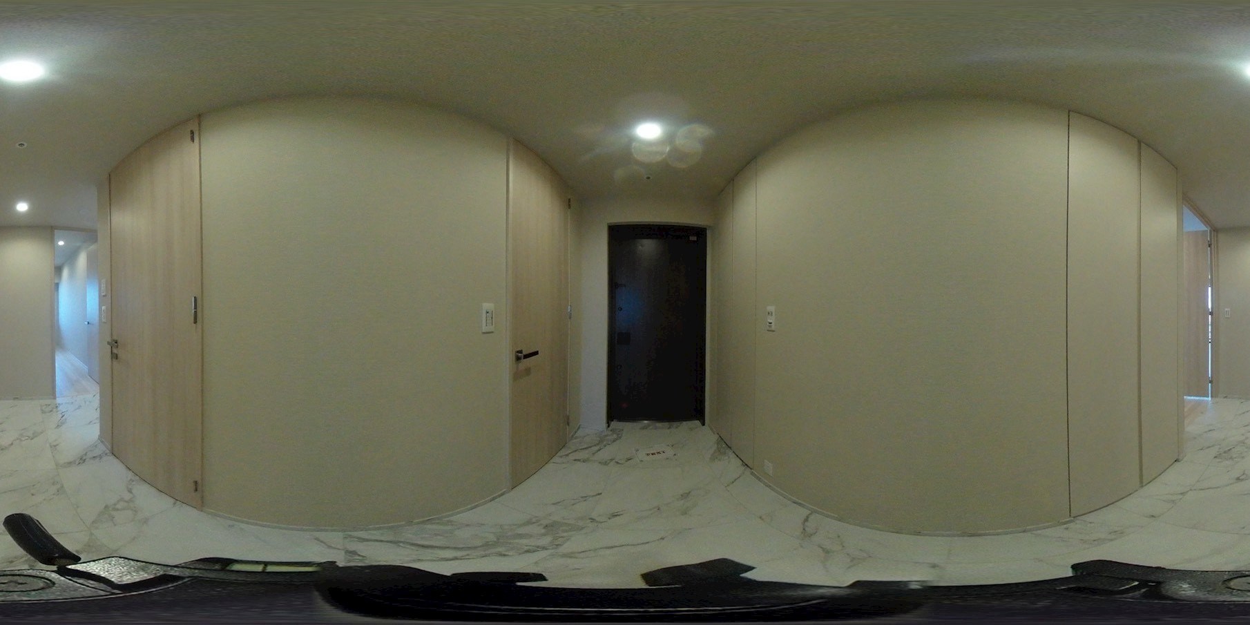 JIYUGAOKA MUSE SQUARE THE RESIDENCE 玄関