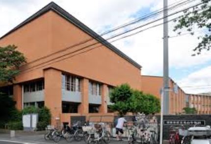 東京都世田谷区北烏山２丁目 中学校