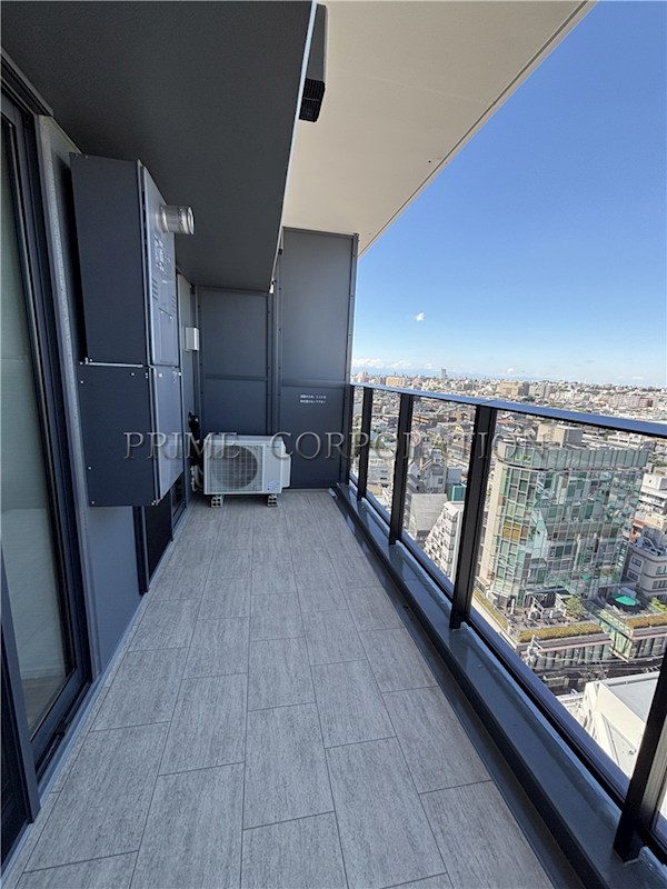 JIYUGAOKA MUSE SQUARE THE RESIDENCE ベランダ