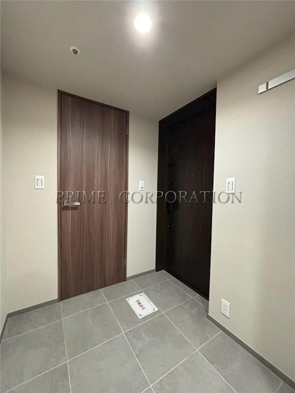 JIYUGAOKA MUSE SQUARE THE RESIDENCE 玄関